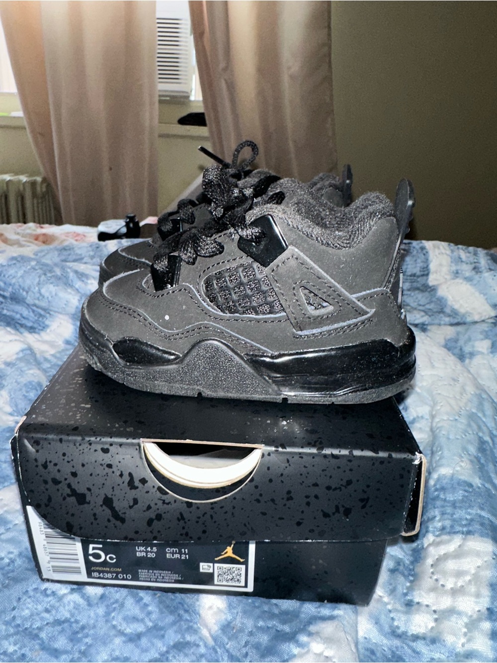 Jordan Kids Black Low-Top Sneakers